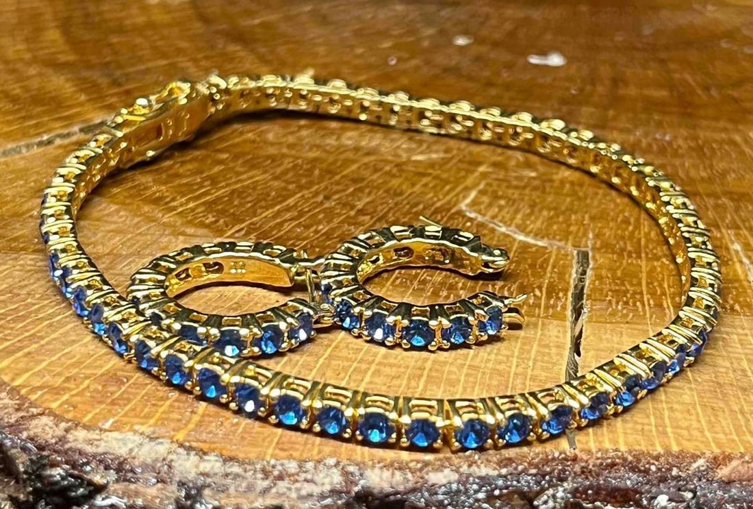 Joan Rivers Gold Tone Blue Gemstone Tennis Bracelet & Matching Earrings (1 of 10)