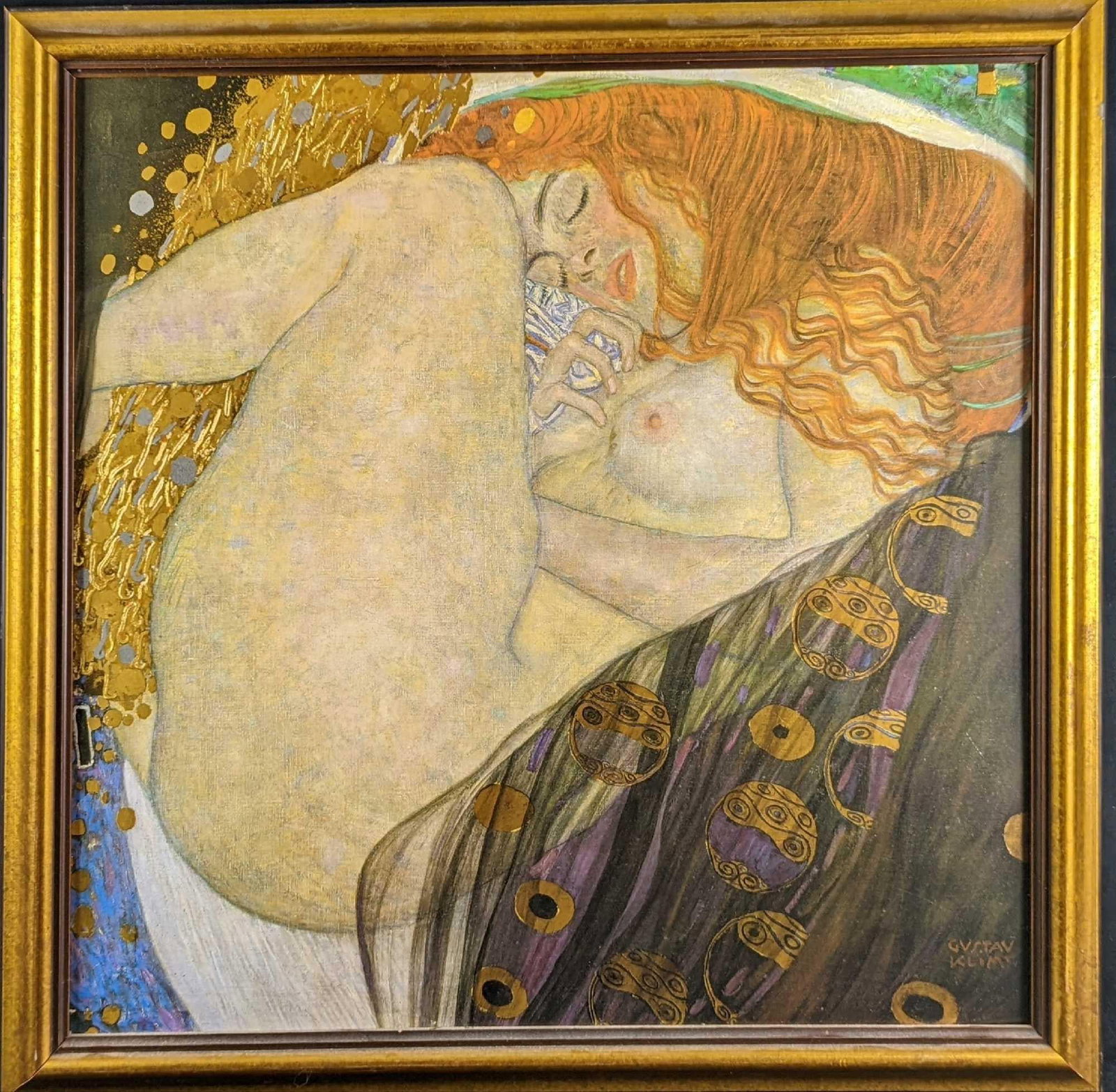 Framed Gustav Klimt Danae Print On Board Nude Red Head: This is a print on board of "Danae" by Gustav Klimt. Please note, the signature is part of the print and not an original. The framed print is approx 30" x 2" x 31" and it weighs 4l