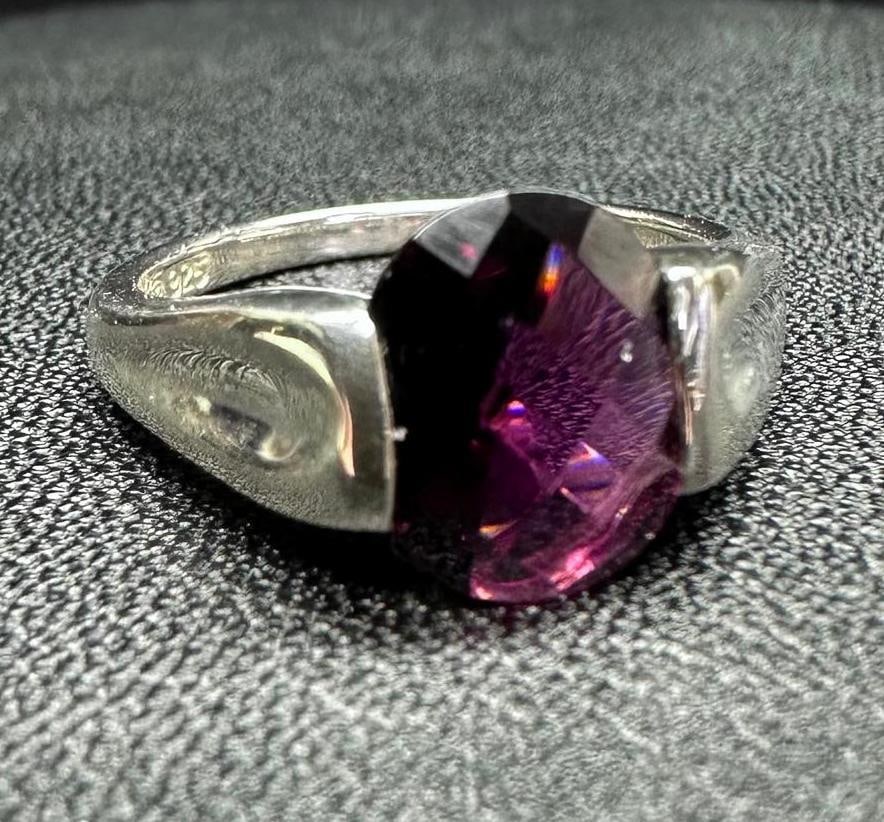 Sterling Oval-Cut Amethyst Solitaire Ring (1 of 3)
