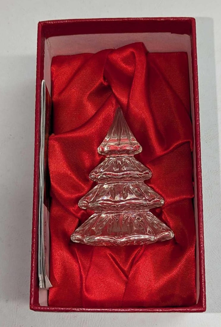 Waterford Crystal 3" Christmas Paperweight Figurine: Waterford Crystal 3" Christmas Paperweight Figurine. It comes in the original box that is approx 3 1/4" x 5 5/8" x 2 3/4" and it weighs 0.59lb. The box has some shelf wear.