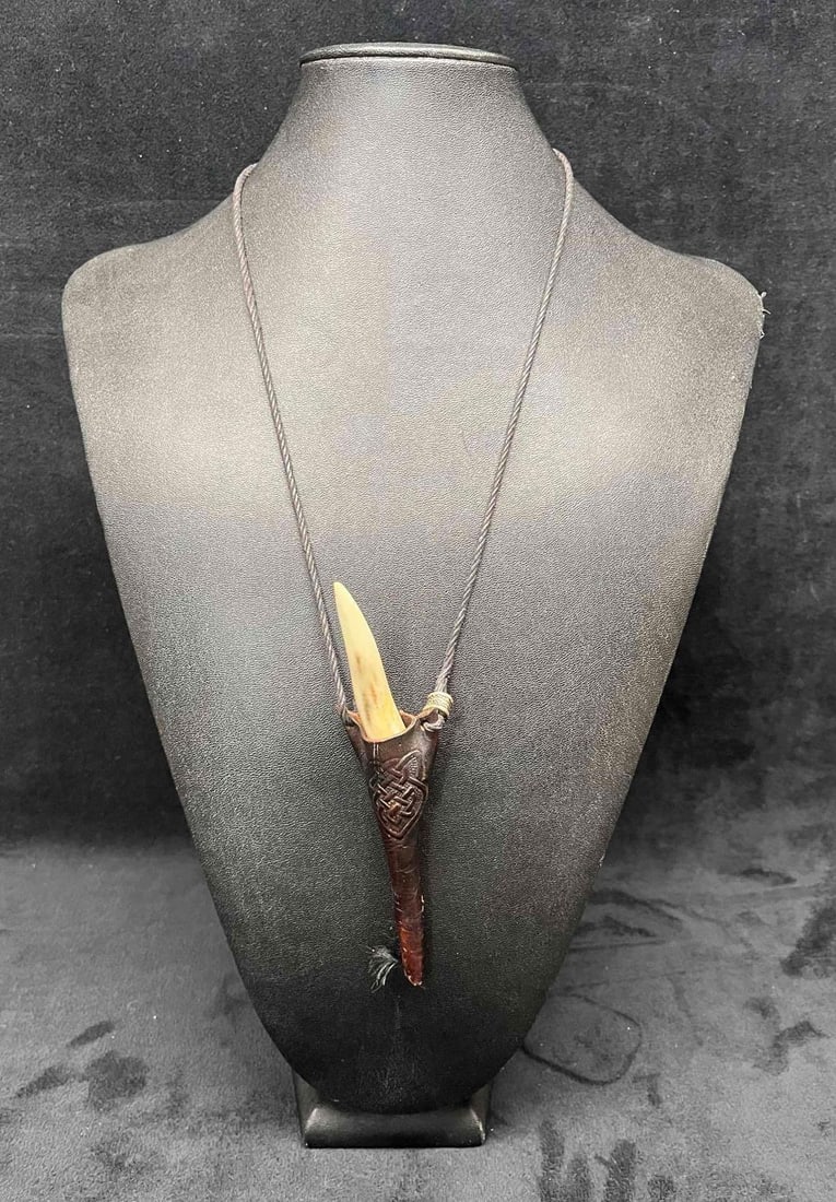 Awl Woodworking & Leather Tool With Leather Pouch Necklace Carrier (1 of 12)