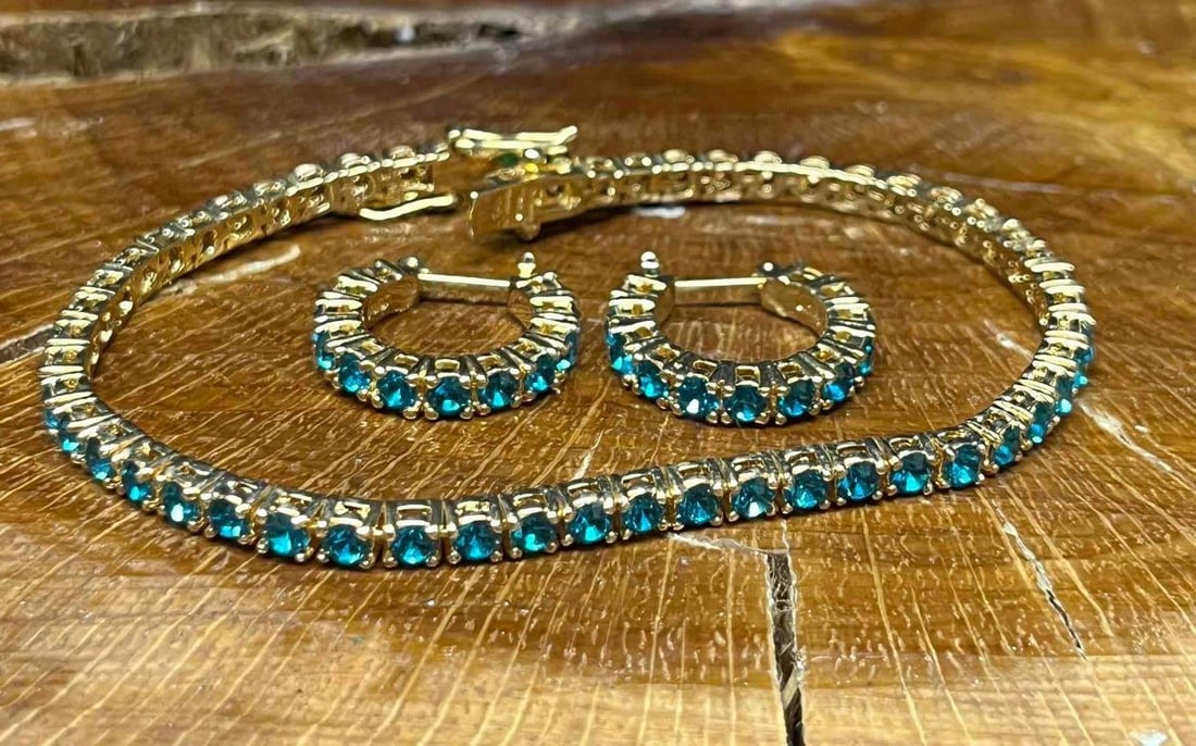 Joan Rivers Gold Tone Teal Gemstone Tennis Bracelet & Matching Earrings (1 of 5)