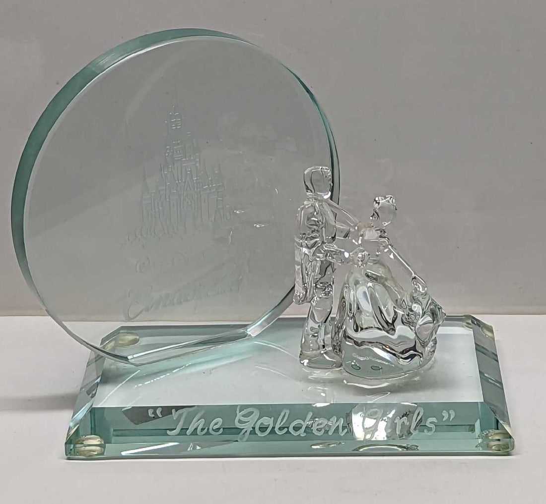 Disney Arribas Brothers Crystal Cinderella Figurine (1 of 6)