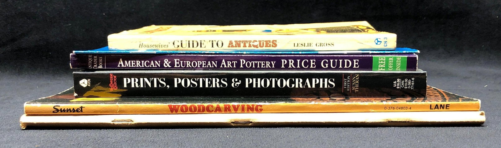 Lot of 6 Guide Books on Collectibles: Lot of 6 Guide Books on Collectibles. "Housewives' Guide to Antiques: How to Get the Most for your Money when Furnishing your Home with Antiques" by Leslie Gross. Softcover. Published by C