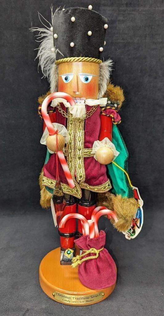 LE German Steinbach Nutcracker Candy Cane Choir Master (1 of 9)