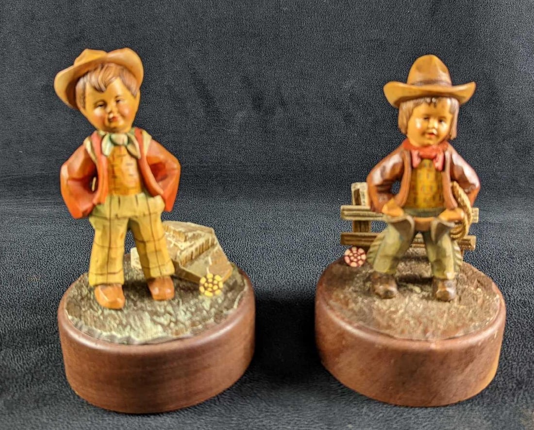 JB Two Vintage Ari Thorens Cowboy Music Boxes (1 of 8)