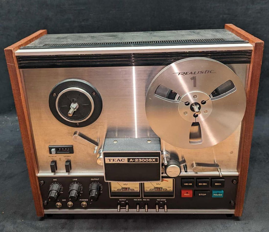 Vintage TEAC A-2300SX Reel To Reel Stereo Tape Deck (1 of 7)