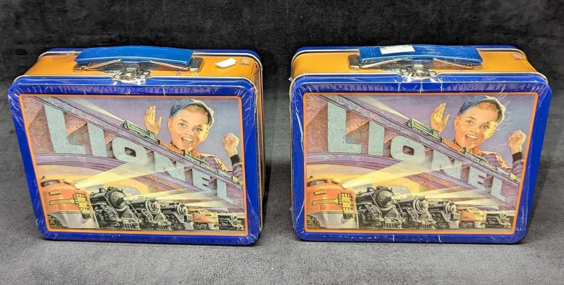 2 Sealed Lionel Tin Lunch Boxes B (1 of 5)