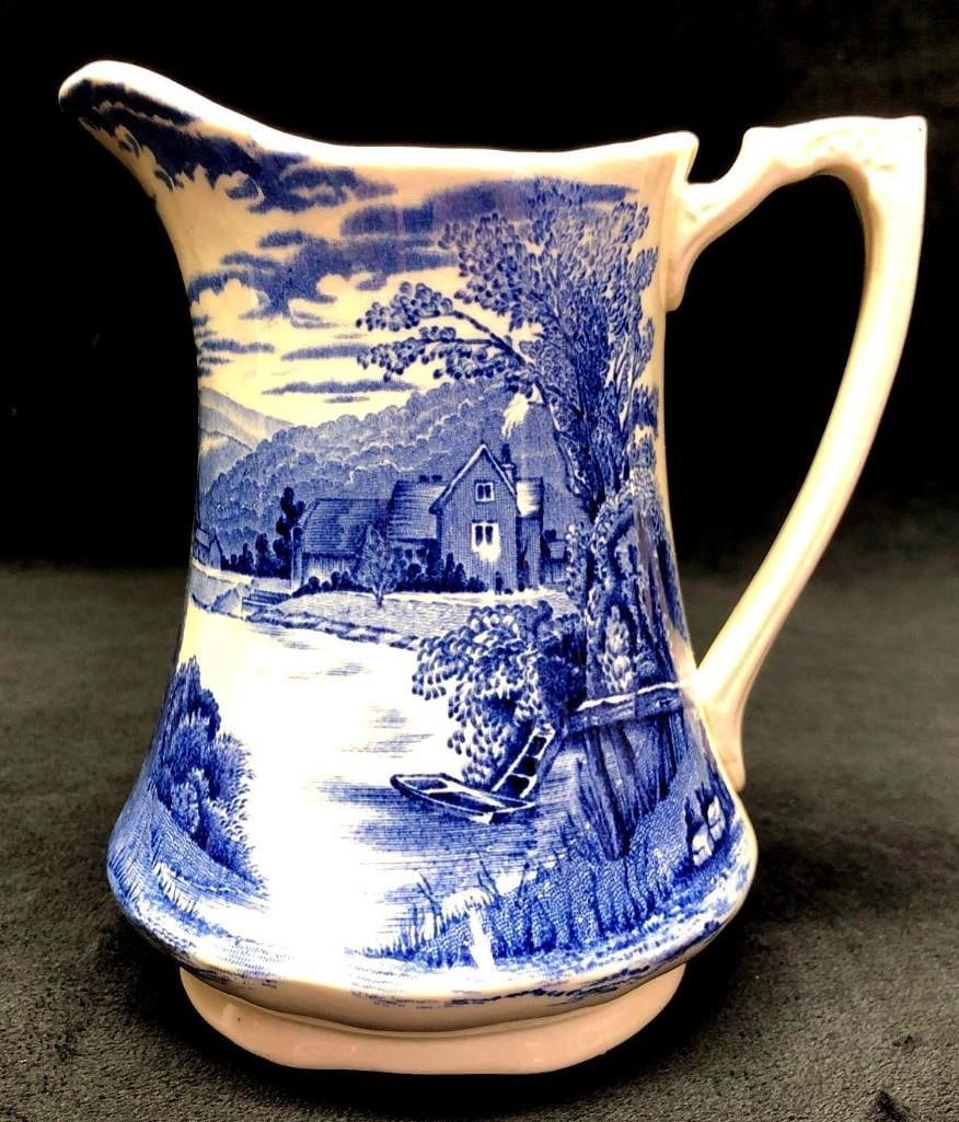 Alfred Meakin England "Tintern" Blue and White Pitcher (1 of 8)