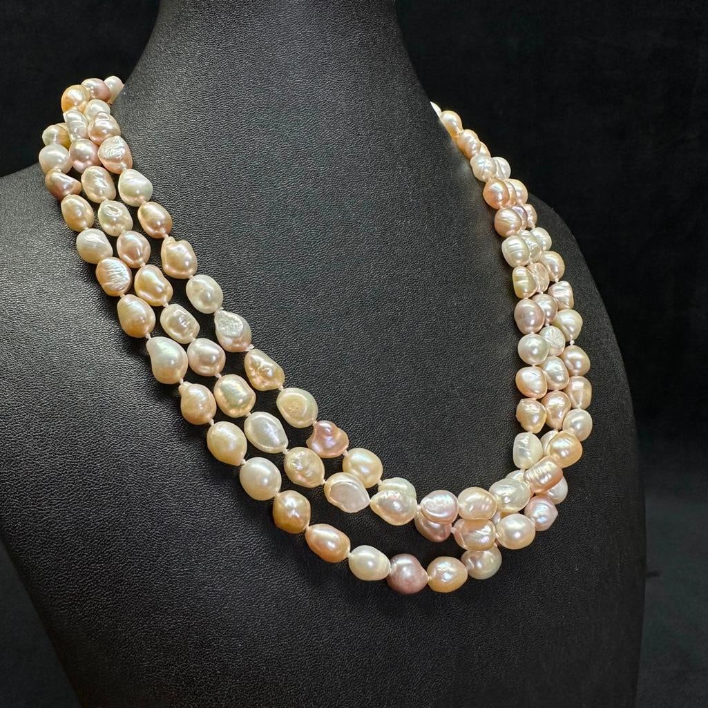 64" River pearl Strand Necklace: This piece of jewelry has been tested and researched prior to listing. Please view all our pictures they are part of our description. DETAILS: Metal - none Color - White, pearlescent Stones - River Pe