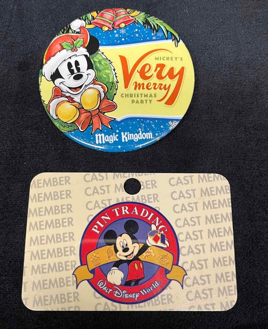 Mickey's Very Merry Christmas Party Magic Kingdom Pin & Walt Disney World Pin Trading Card (1 of 7)
