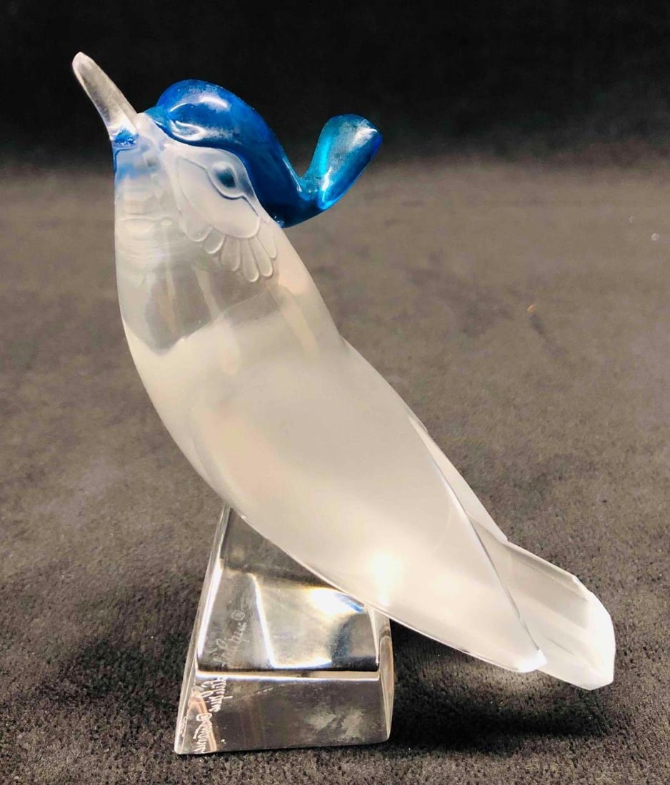 Signed Lalique Crystal Pimlico Blue Jay Figurine (1 of 12)