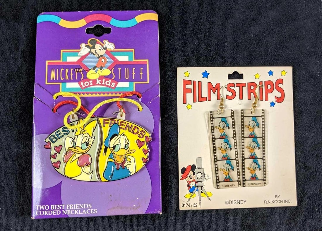 Disney Earings And BFF Necklaces Donald Duck (1 of 4)