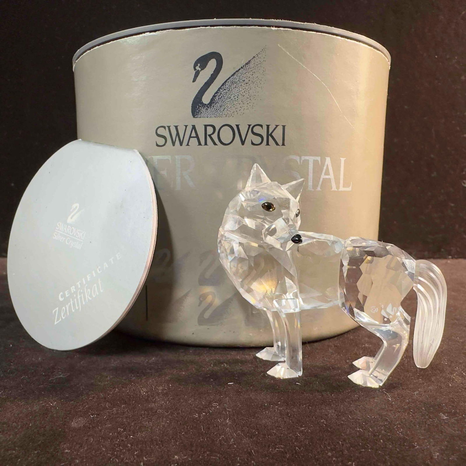 Swarovski Crystal Wolf Figurine 7550 NR 000 002 (1 of 12)
