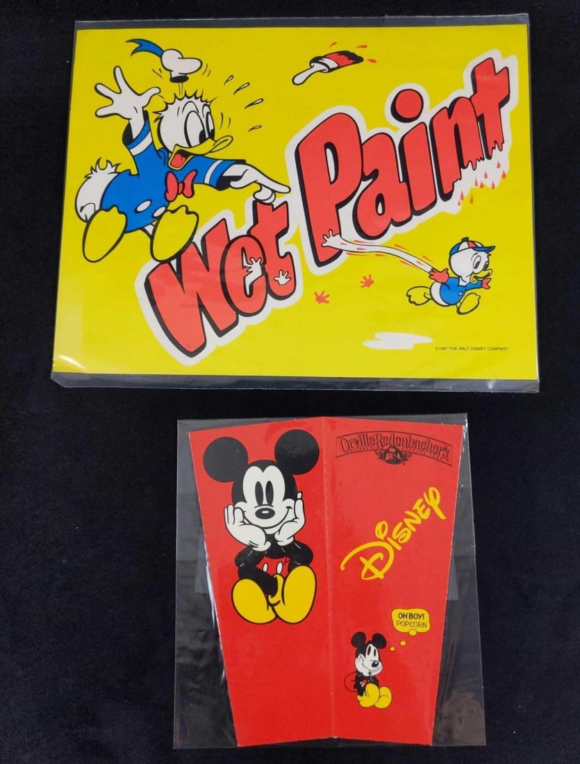 Disney Parks Unused Popcorn Box And Wet Paint Sign (1 of 7)