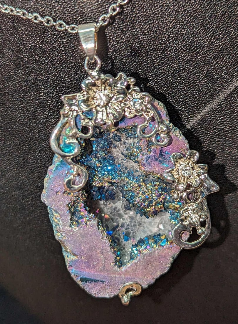 Blue Druzy Quartz Crystal Pendant With Lobster Chain F (1 of 5)
