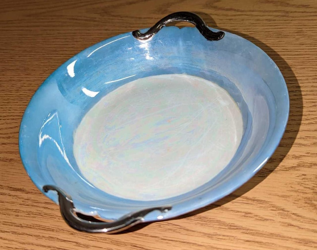 Vintage Porclean Serving Bowl With Handles (1 of 7)