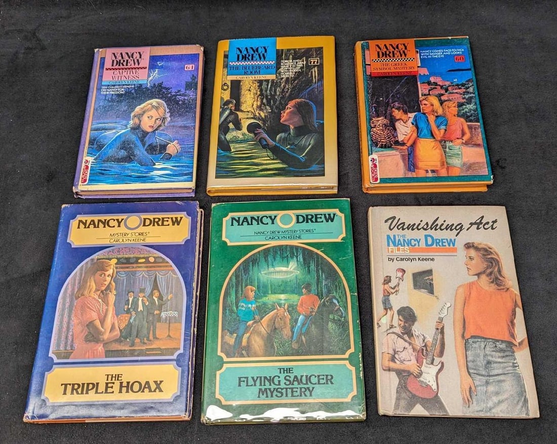 6 Vintage Nancy Drew Mystery Hardcover Books (1 of 11)