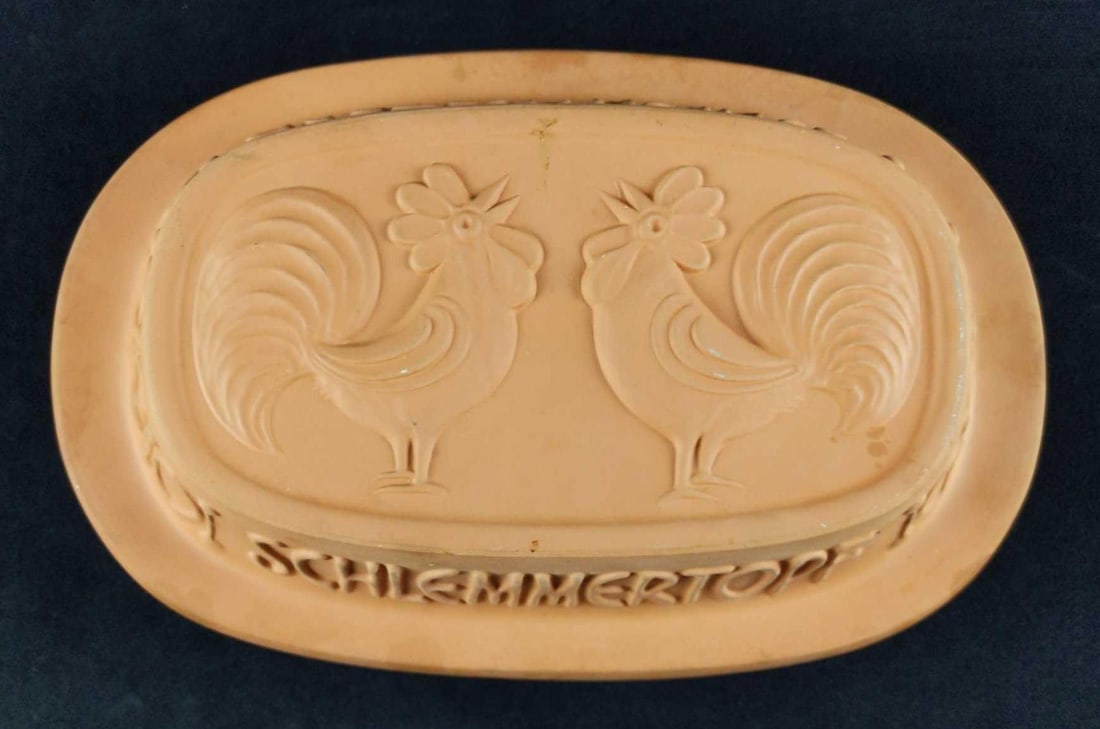 Scheurich-Keramik #836 Rooster Clay Cooker: Scheurich-Keramik #836 Rooster Clay Cooker. Made in West Germany. Has two cute roosters crowing together on the top. Is approx 15" x 9 1/2" x 8". Is in good, vintage condition with some we