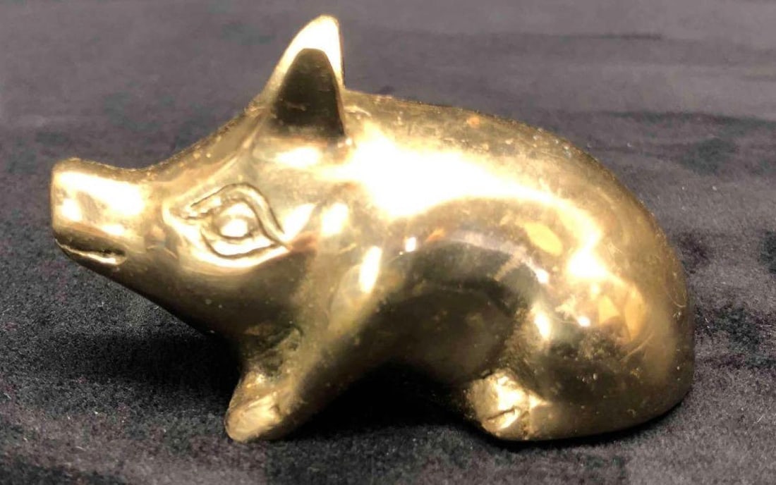 Small Vintage Brass Pig (1 of 6)
