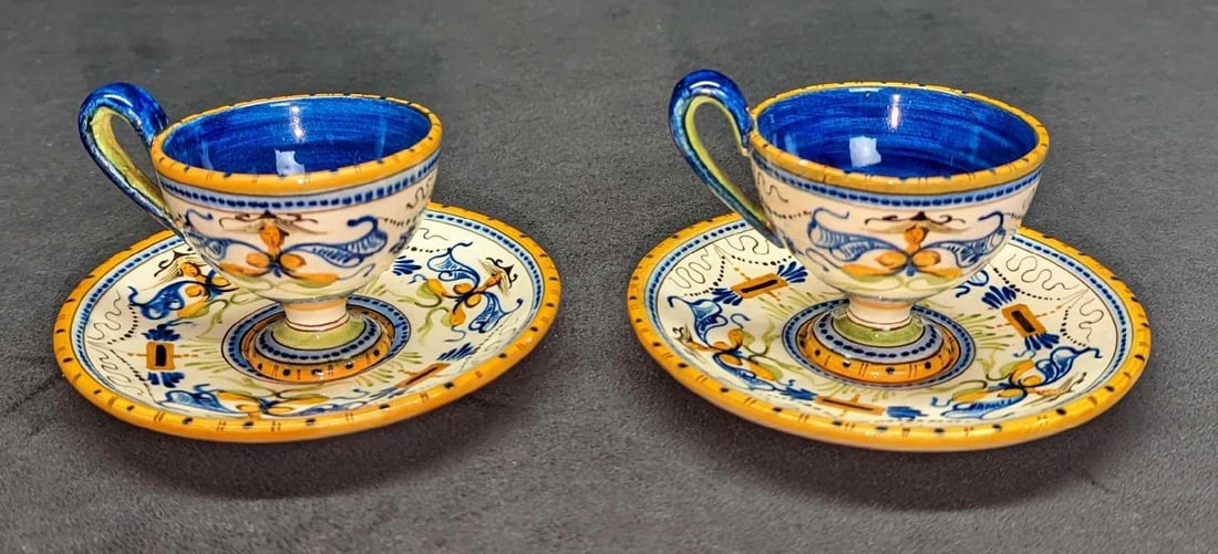 2 Italy Pottery Blue Demitasse Cups And Saucers A (1 of 9)