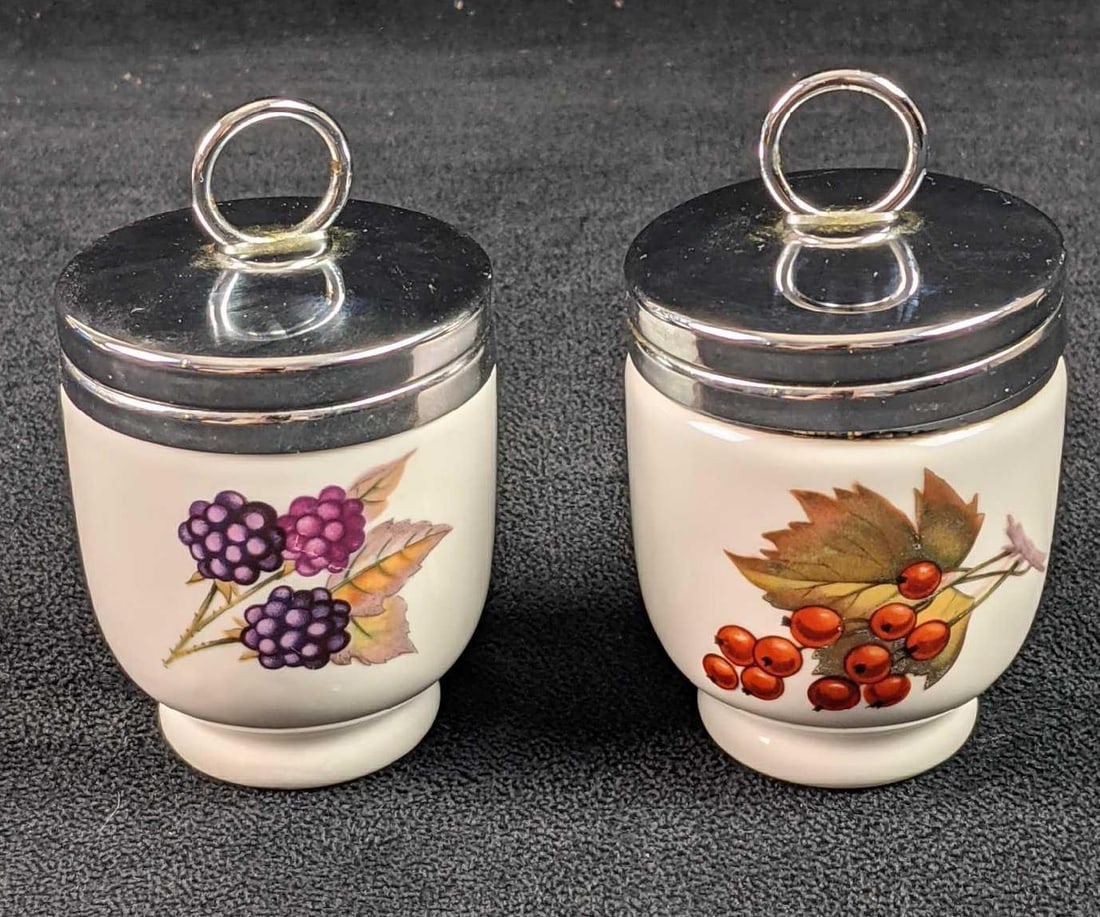 Two Vintage Royal Worcester Porcelain Egg Coddlers (1 of 7)