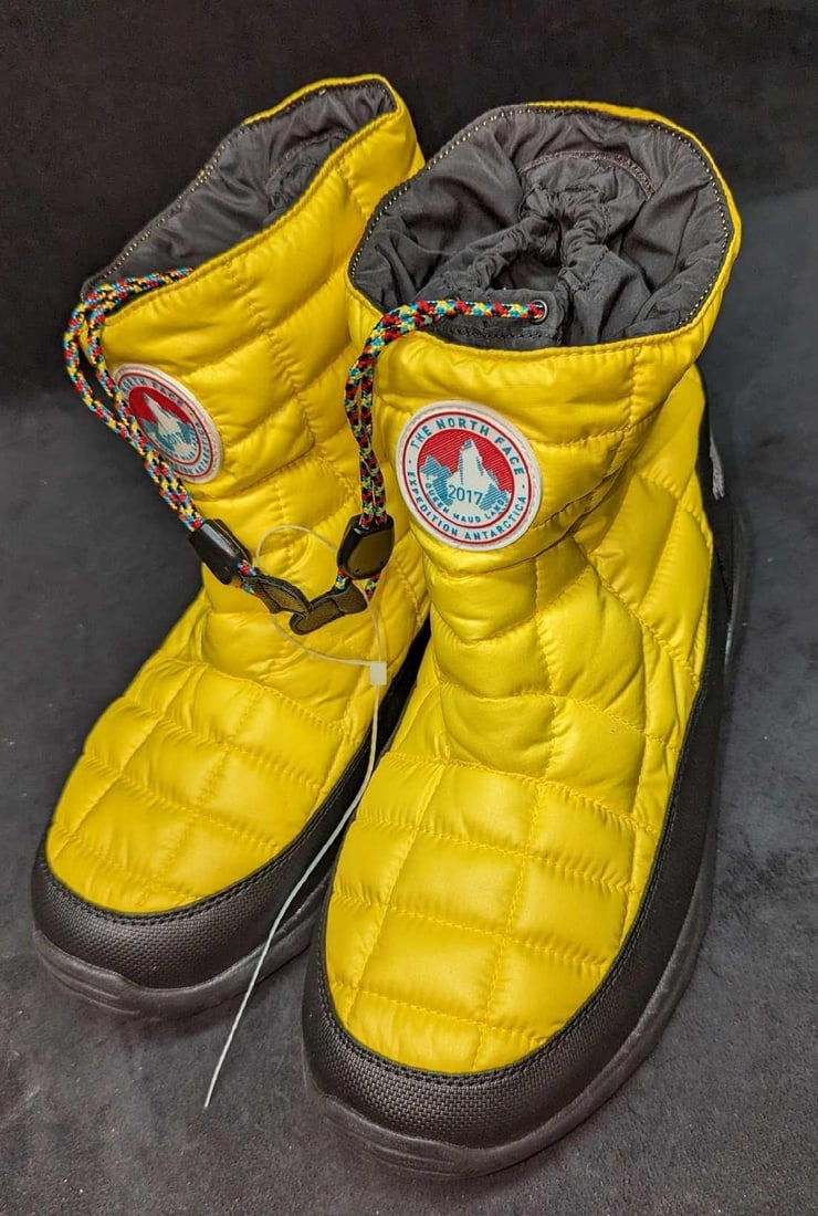 North Face Thermoball 2017 Expedition Antarctica Boots Yellow Men's Size 12 (1 of 6)