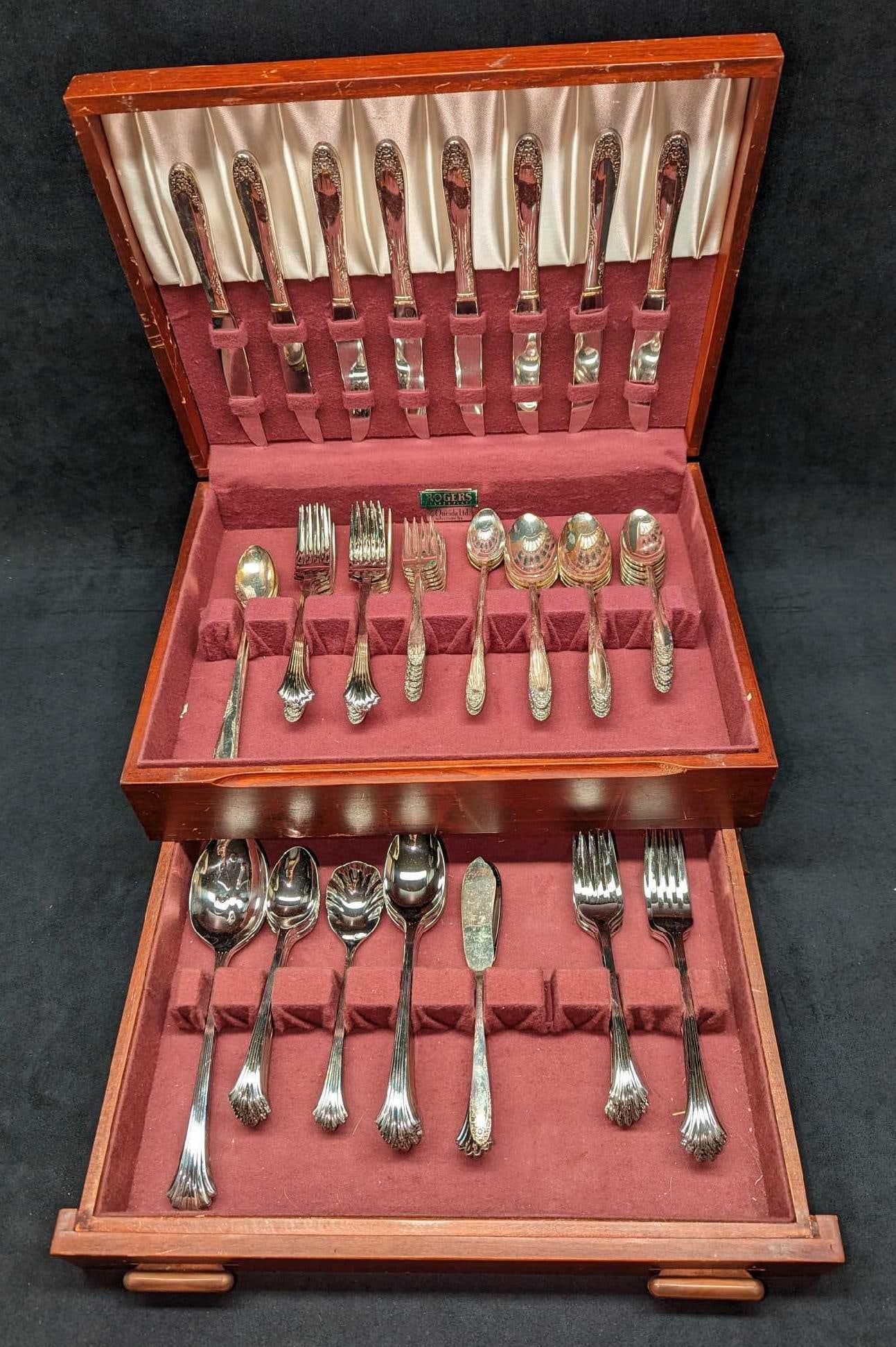 International Stainess & H Rogers Silverplate Flatware (1 of 15)