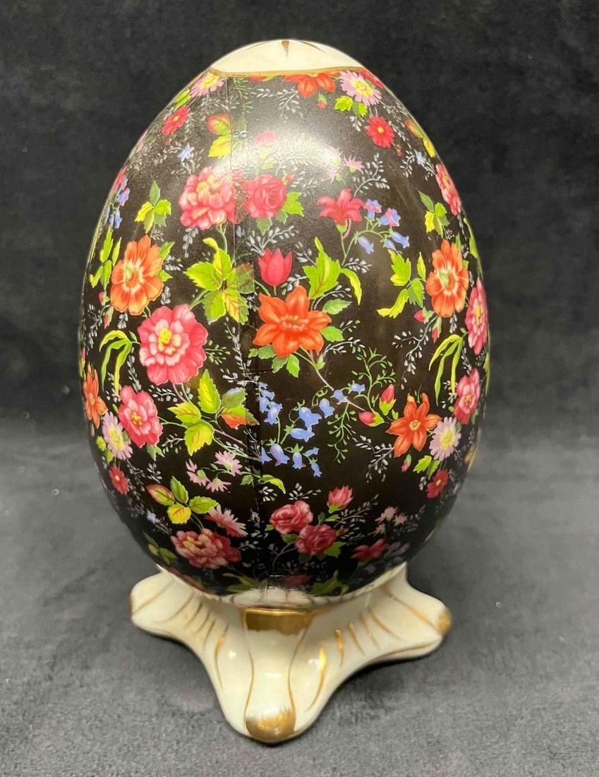 Formalities By Baum Bros Large Porcelain Egg (1 of 8)