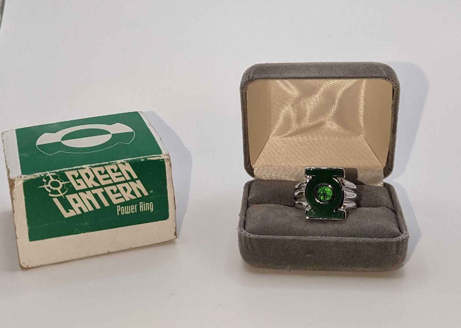 Green Lantern Ring First DC Retail Version Size 10 (1 of 6)