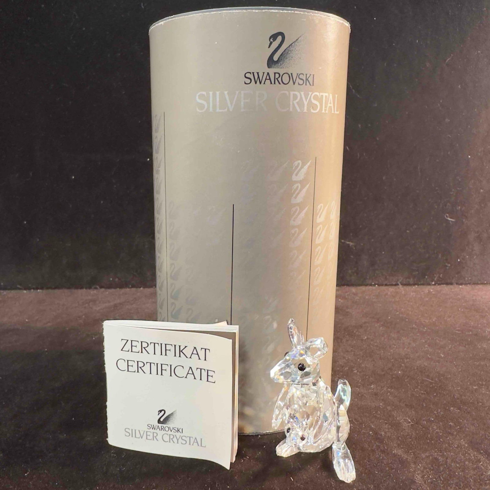 Swarovski Crystal Kangaroo Figurine 7609 NR 000 001 (1 of 12)