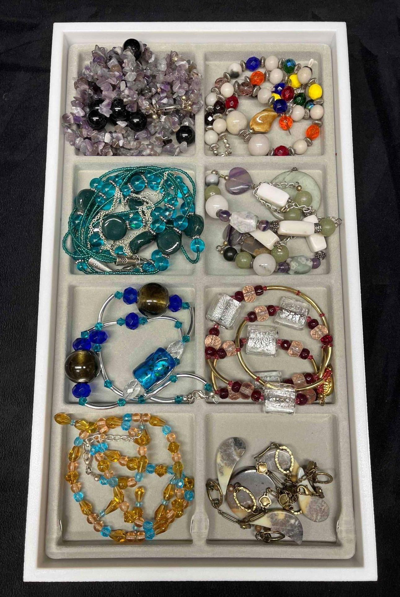 8 Large Beaded Fashion Necklaces (1 of 10)