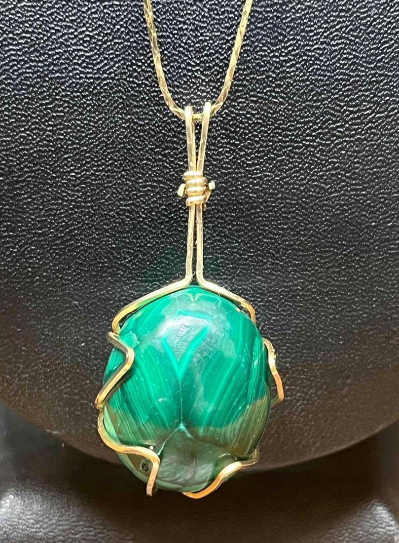 14k Gold Filled Chain With Green Malachite Stone Necklace (1 of 7)