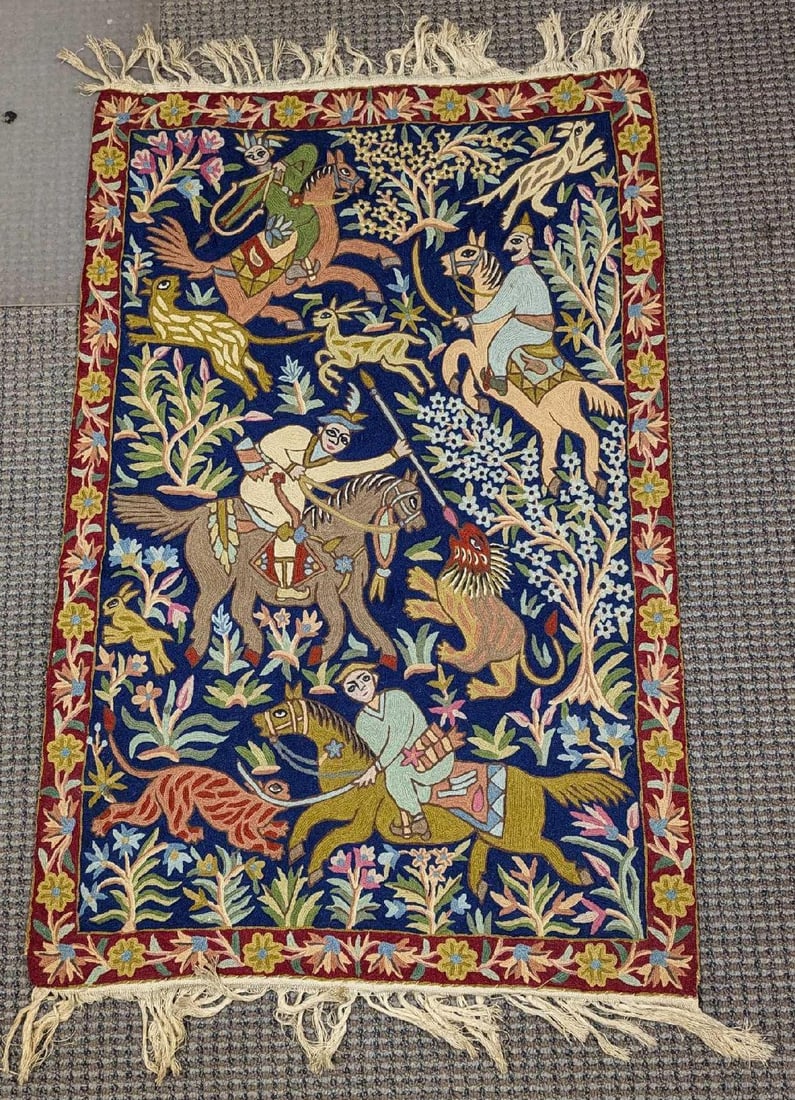 Vintage Hunting Royale Emperor Throw Rug (1 of 5)