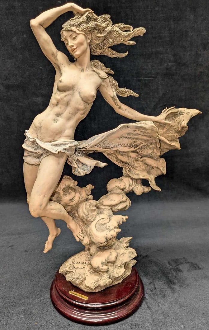 LE Giuseppe Armani Zephyr Capodimonte Figurine (1 of 9)