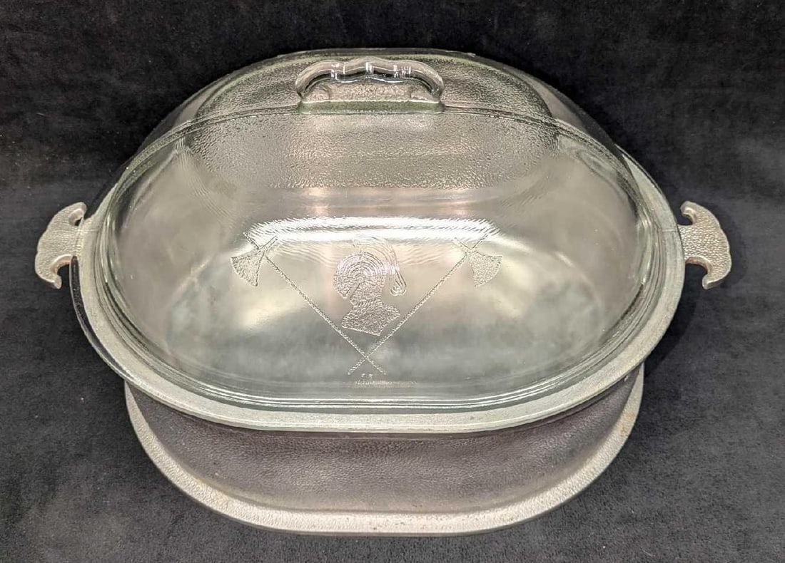 Guardian Service Aluminum Oval Roaster With Glass Lid (1 of 10)