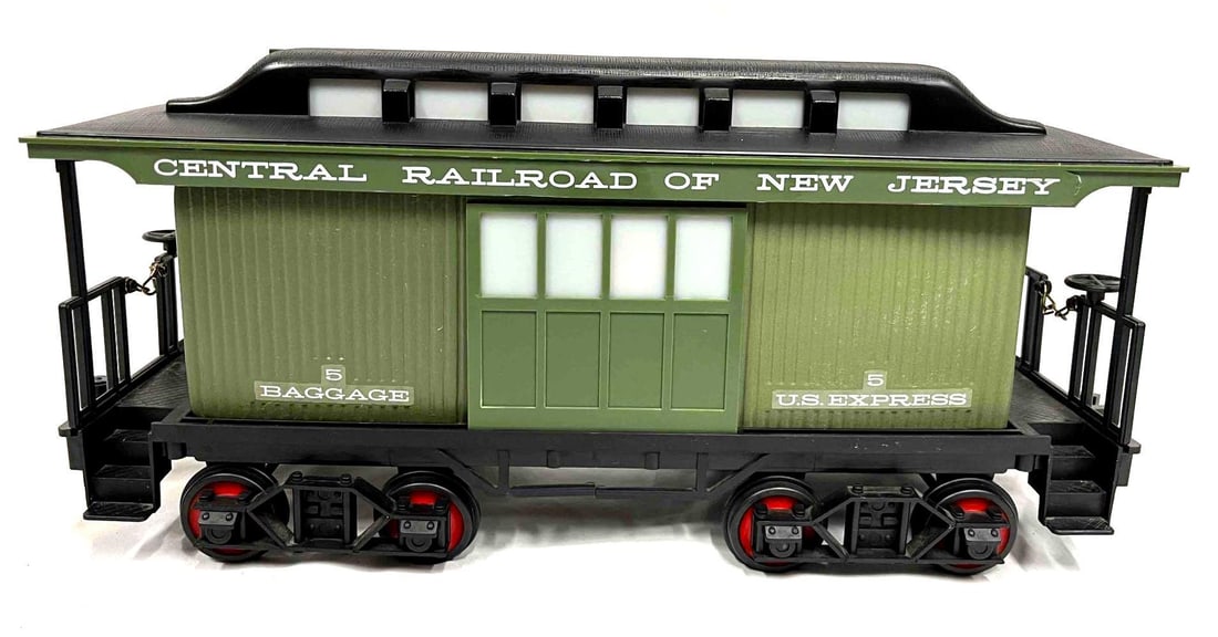 Empty Jim Beam Central RailRoad Of New Jersey Green Baggage Car Decanter (2) (1 of 10)