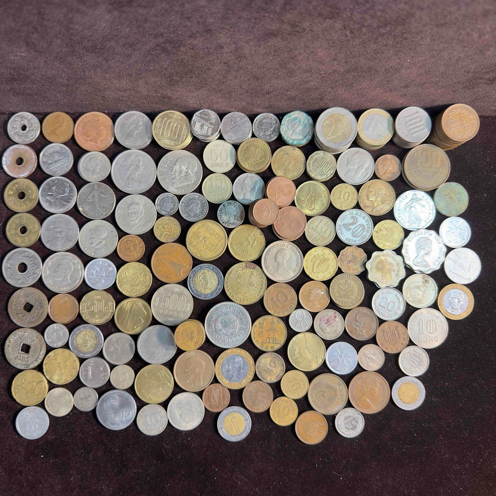 World Foreign Coin Collection Mixed Lot Over 1 Pound (1 of 16)