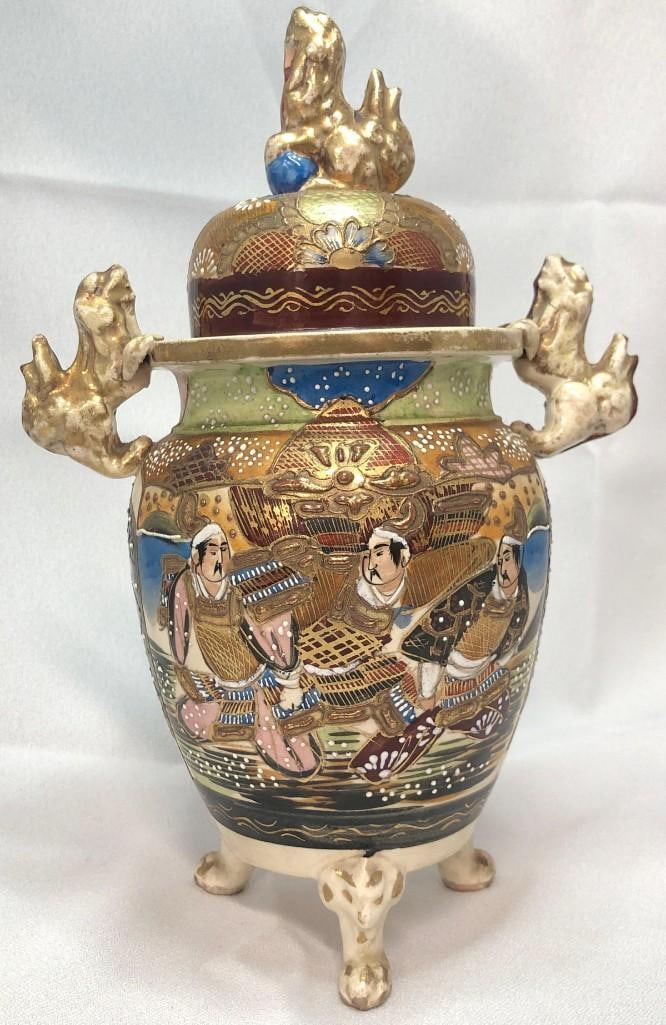 Antique Moriage Japanese Satsuma Foo Dog Urn Vase (1 of 9)