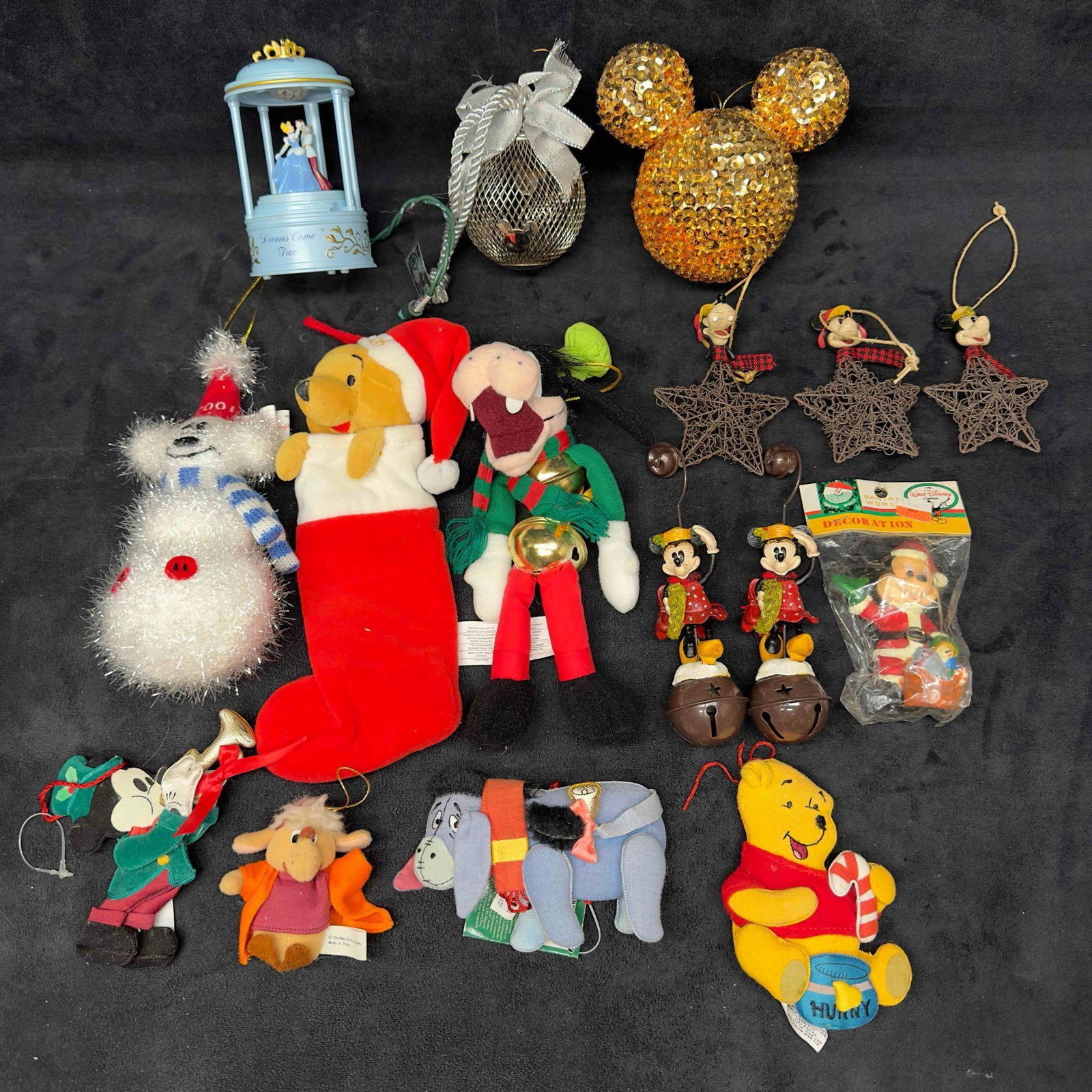 Disney Holiday Christmas Ornament Collection Set Plush Plastic Ornaments 16 Sixteen (1 of 10)