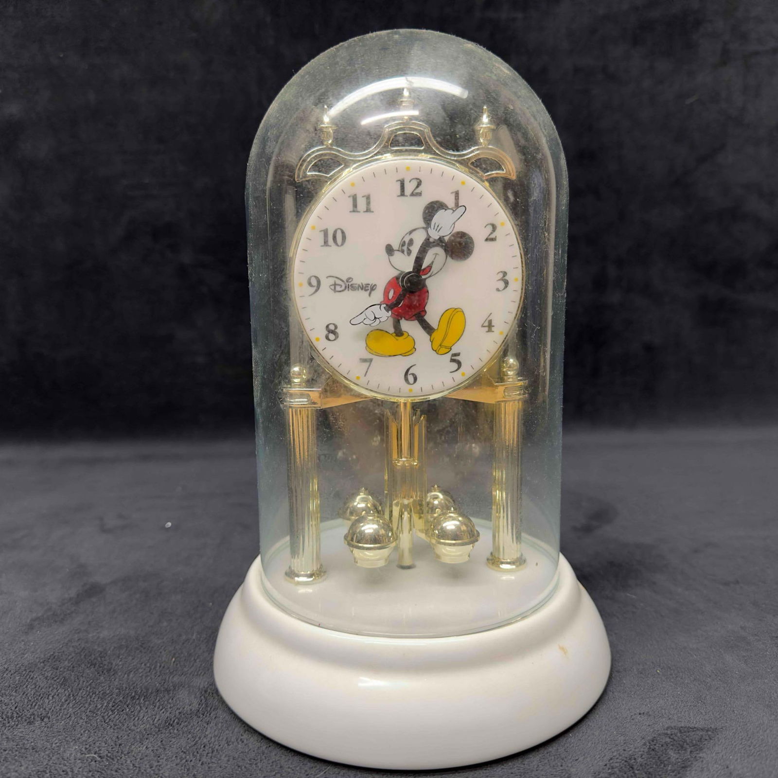 Disney Mickey Mouse Glass Dome Clock (1 of 6)