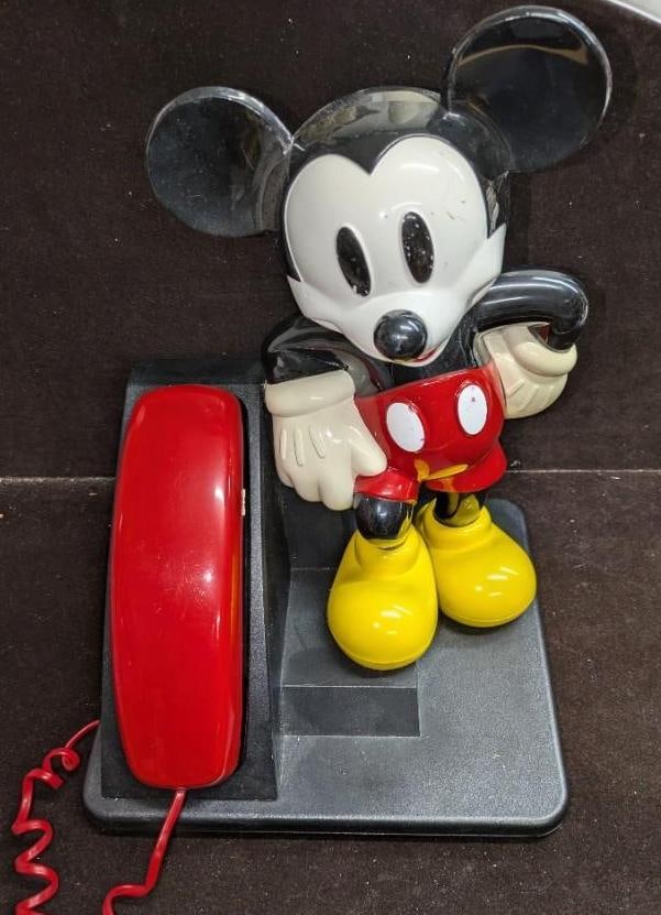 Disney Mickey Mouse Touch Button Corded Land Phone AT&T (1 of 8)