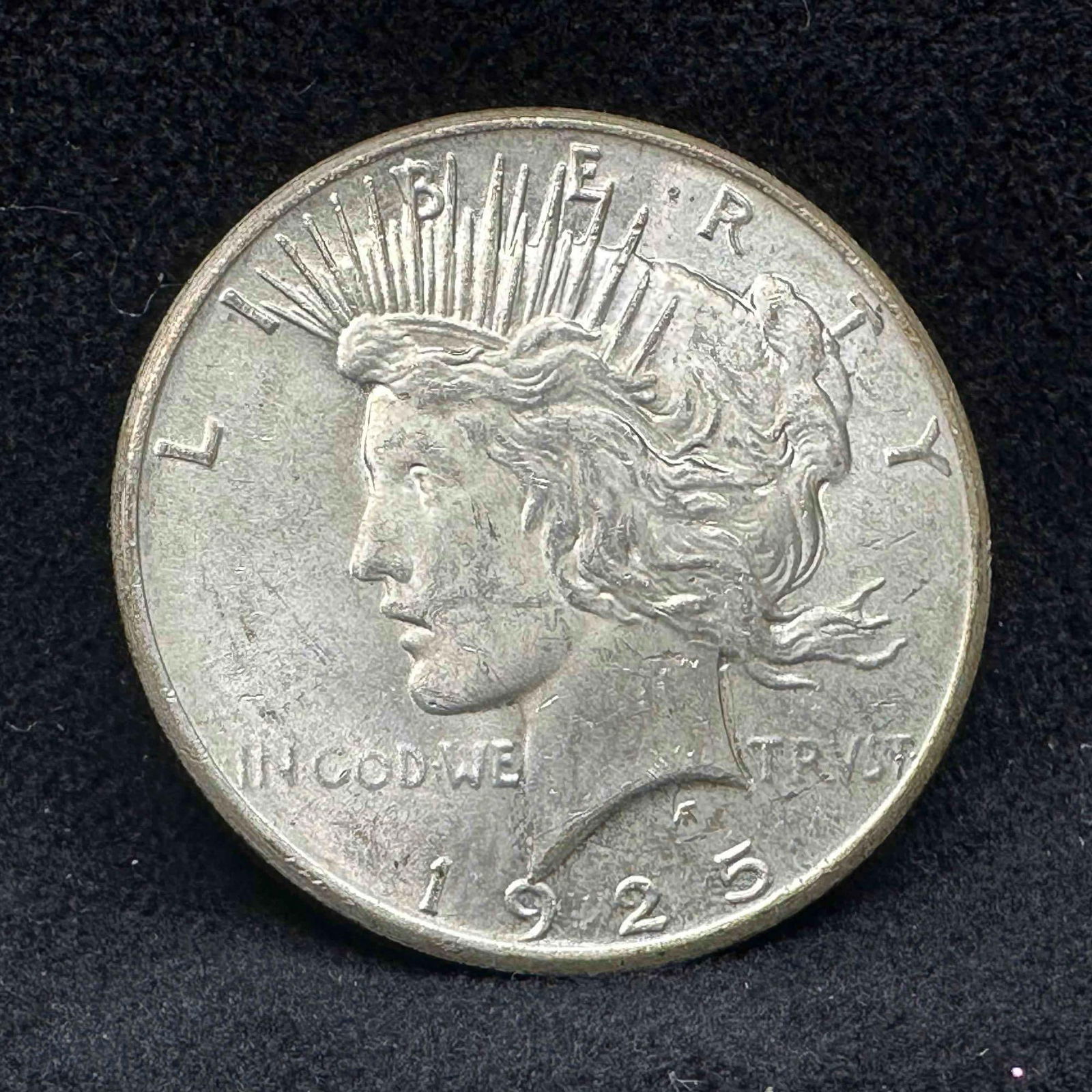 1925 P Silver Peace Dollar (1 of 2)