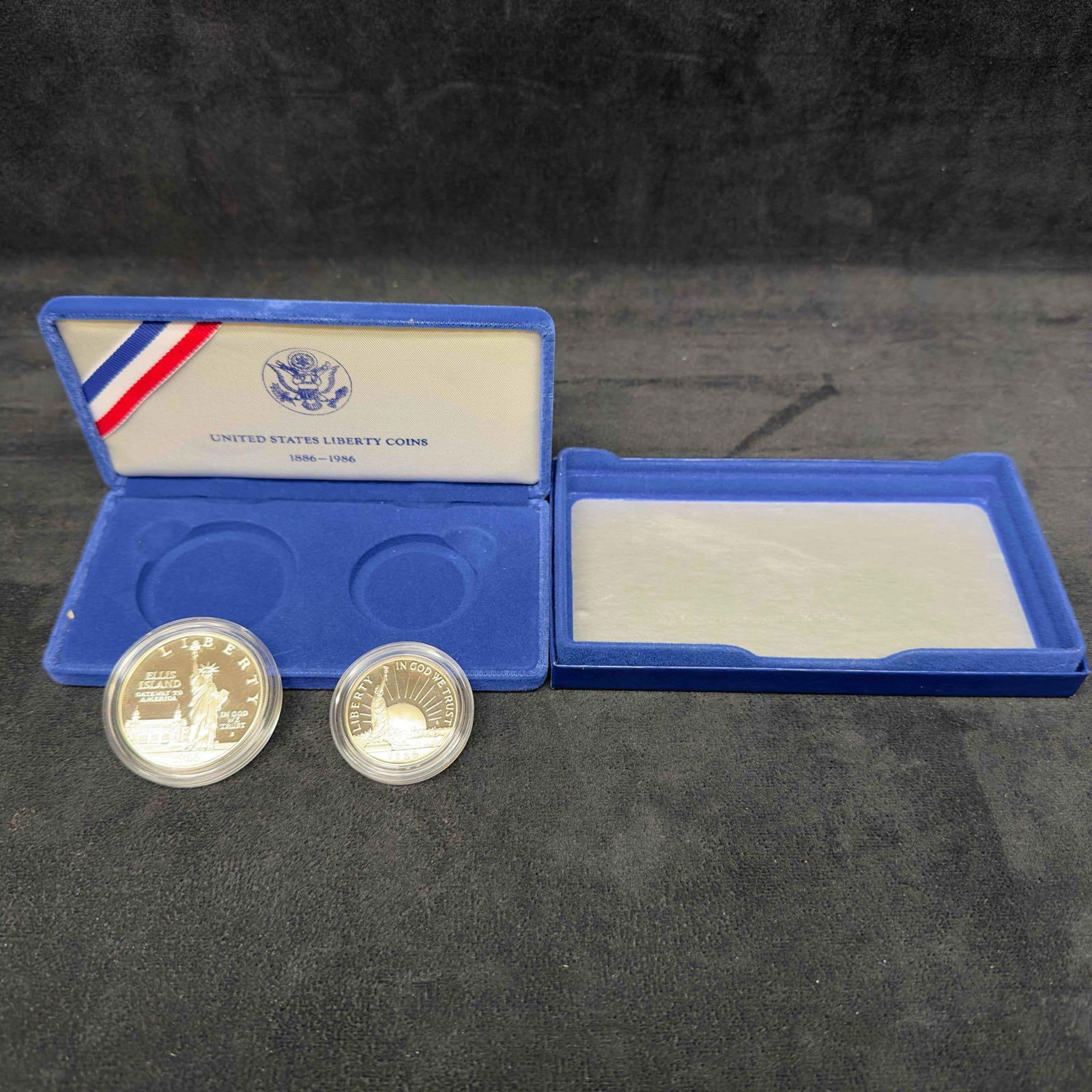 1886-1986 United States Liberty Coin Set Ellis Island One Dollar and Half Dollar Coins: 1886-1986 United States Liberty Coin Set Ellis Island One Dollar and Half Dollar Coins. 1999 Diana Memorial 5 pounds coin, electroplated in 24k gold. Fine historic postage stamps issued by the Royal M