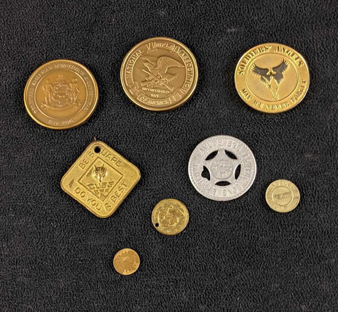Assorted Memorial, Souvenir Coins (1 of 6)