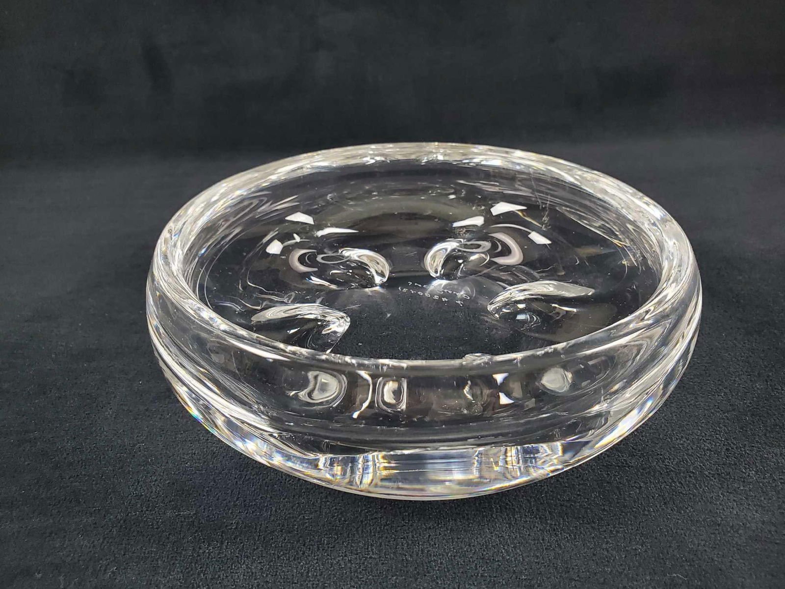 Mid Century Swedish ???????Orrefors Glass Bowl: Heavy art glass bowl by Orrefors and Nils Landberg. #7 4200431. Etched bowl is in good, vintage condition with some wearing and minor scratches. Bowl is approx 7" x 7" x 2". No chips or cr