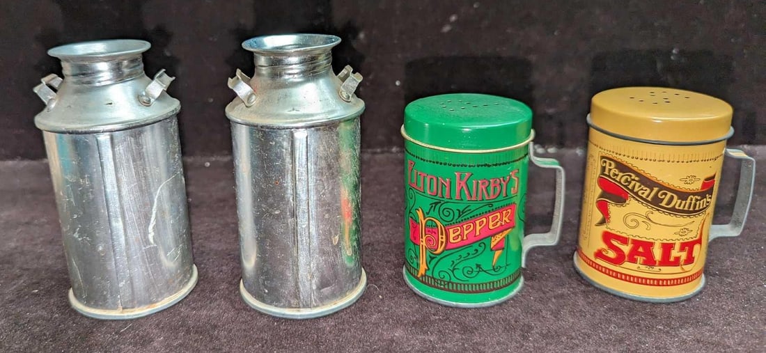 Vintage Vote For Bob Lamkin & Percival Duffin's Salt & Pepper Shakers: Vintage Vote For Bob Lamkin & Percival Duffin's Salt & Pepper Shakers. This lot includes: (1) Aluminium "Vote For Bob Lamkin - US Congress" Salt & Pepper Shakers. Each is approx 2" x 2" x 3 3/4". From