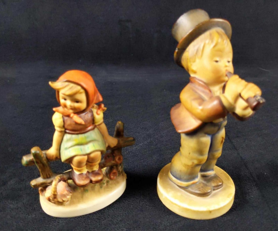 2 Vintage Goebel Hummel Cute Animals Figurines (1 of 8)