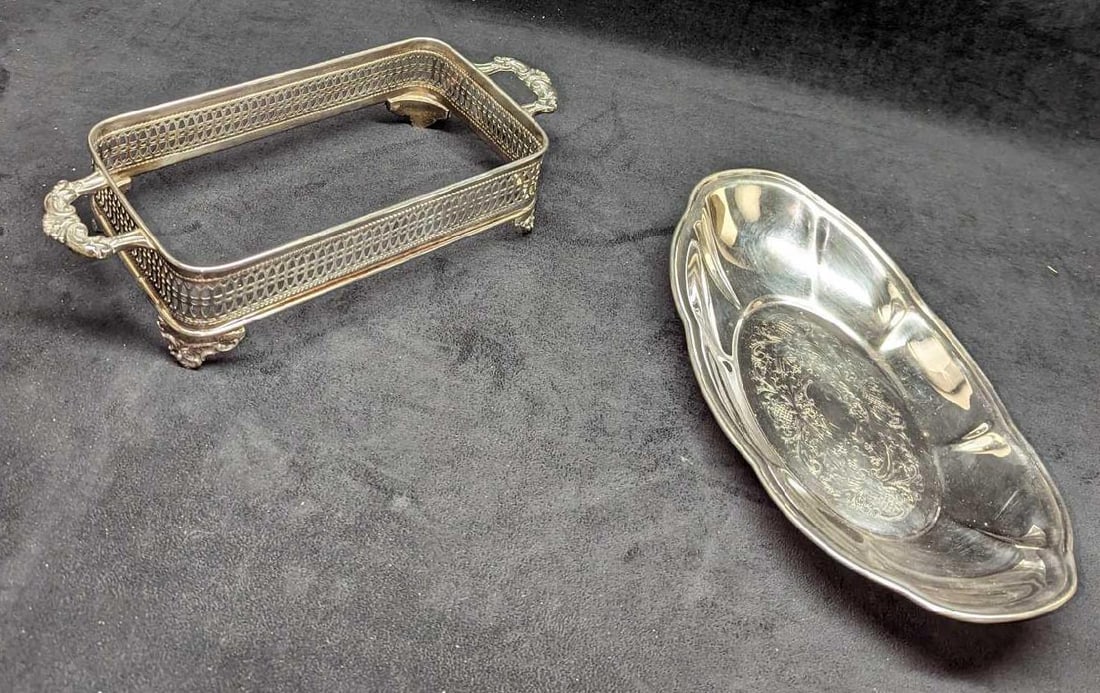Vintage Silverplate Casserole Dish Holder & Tray (1 of 11)