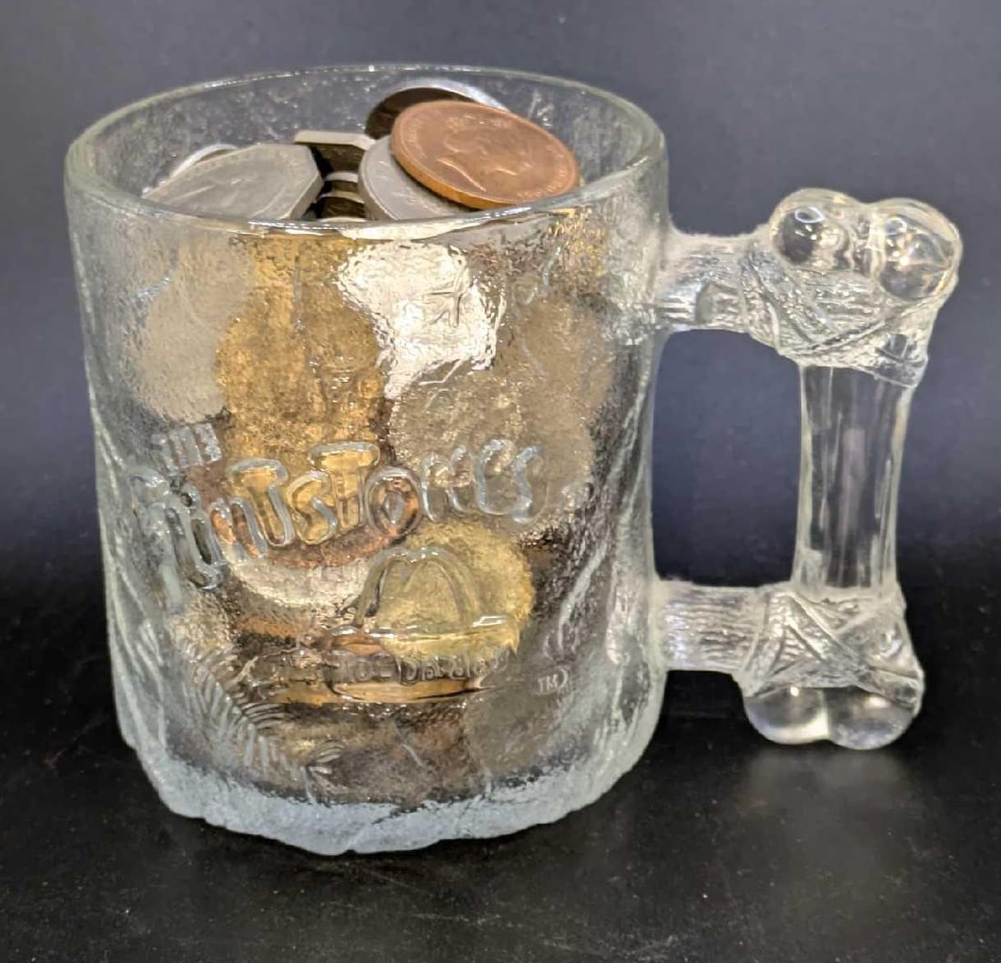 Over Hundred Foreign Coins & Tokens (1 of 9)